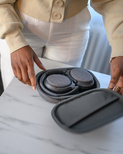 Fokus+ ANC Headphones with Wireless Charging Stand